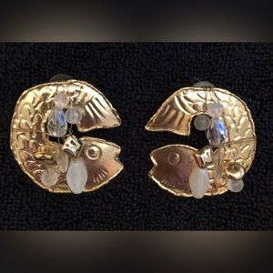 Vintage Lonnie Lovness Fish Pisces Gold Toned Beaded Earrings